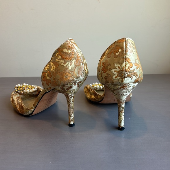 Women’s Steven by Steve Madden Peep Toe Pumps - Picture 4 of 6